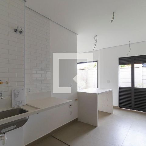 Casa de condomínio à venda com 138m², 3 quartos e 2 vagasCozinha e área de serviço