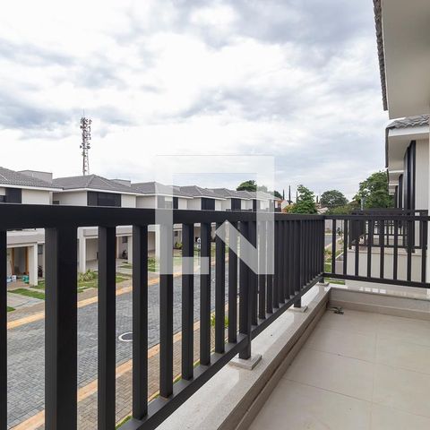 Casa de condomínio à venda com 138m², 3 quartos e 2 vagasVaranda