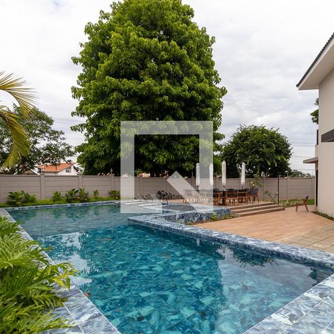 Casa de condomínio à venda com 138m², 3 quartos e 2 vagasÁrea comum - Piscina