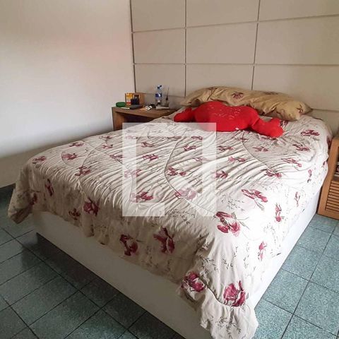 Casa à venda com 272m², 5 quartos e 6 vagas Casa à venda com 272m², 5 quartos e 6 vagasSuíte 1