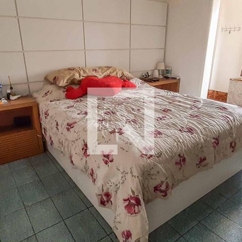 Casa à venda com 272m², 5 quartos e 6 vagas Casa à venda com 272m², 5 quartos e 6 vagasSuíte 1