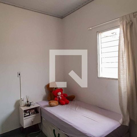 Casa à venda com 272m², 5 quartos e 6 vagas Casa à venda com 272m², 5 quartos e 6 vagasQuarto 2