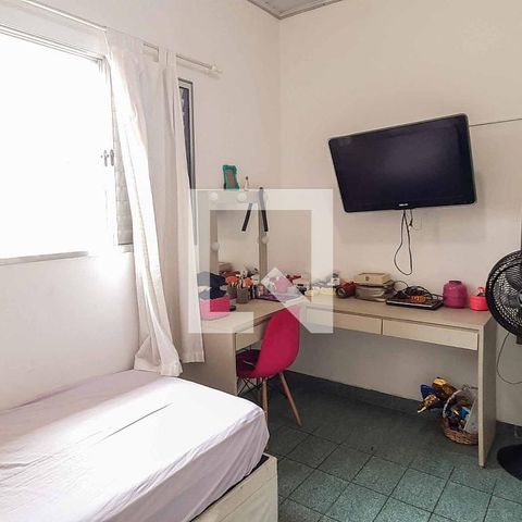 Casa à venda com 272m², 5 quartos e 6 vagas Casa à venda com 272m², 5 quartos e 6 vagasQuarto 2