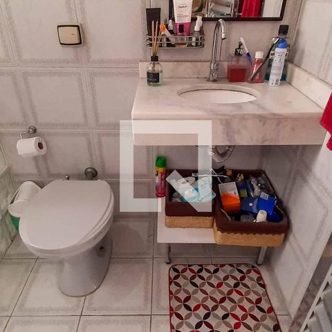 Casa à venda com 272m², 5 quartos e 6 vagas Casa à venda com 272m², 5 quartos e 6 vagasBanheiro da Suíte 1