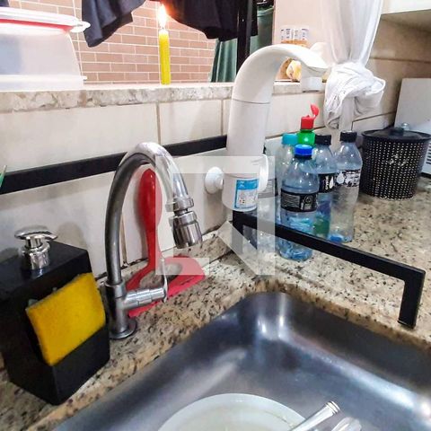 Casa à venda com 272m², 5 quartos e 6 vagas Casa à venda com 272m², 5 quartos e 6 vagasCozinha