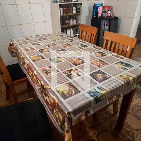 Casa à venda com 272m², 5 quartos e 6 vagas Casa à venda com 272m², 5 quartos e 6 vagasSala de Jantar