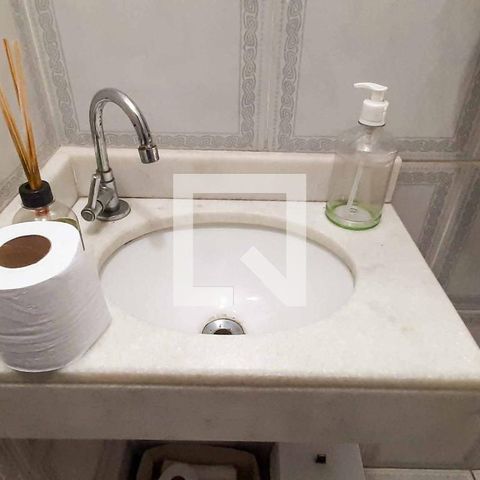 Casa à venda com 272m², 5 quartos e 6 vagas Casa à venda com 272m², 5 quartos e 6 vagasLavabo 1