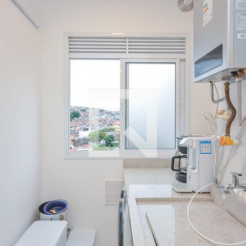 Apartamento à venda com 38m², 2 quartos e sem vaga Apartamento à venda com 38m², 2 quartos e sem vagaÁrea de Serviço