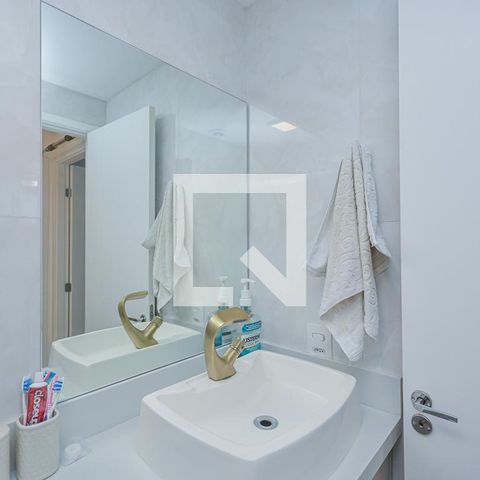 Apartamento à venda com 38m², 2 quartos e sem vaga Apartamento à venda com 38m², 2 quartos e sem vagaBanheiro
