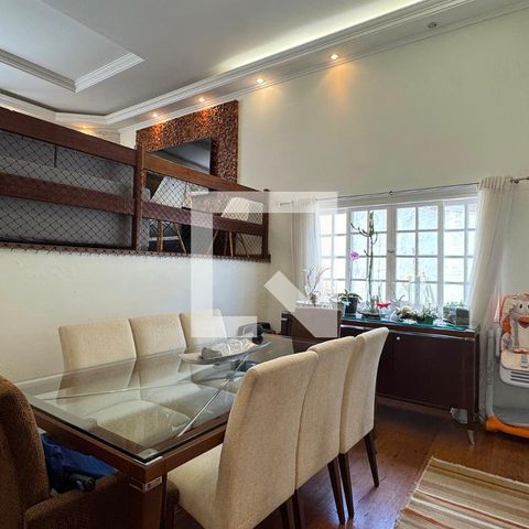 Casa de condomínio à venda com 360m², 4 quartos e 4 vagasSala de Jantar
