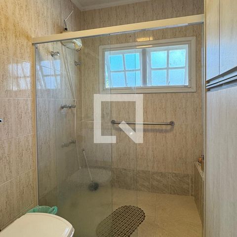 Casa de condomínio à venda com 360m², 4 quartos e 4 vagasBanheiro da Suíte 1