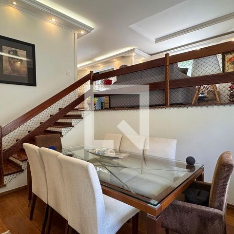 Casa de condomínio à venda com 360m², 4 quartos e 4 vagasSala de Jantar