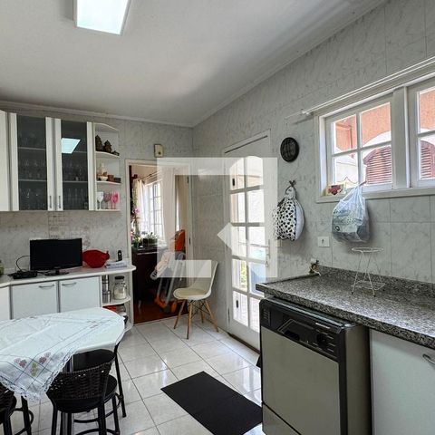 Casa de condomínio à venda com 360m², 4 quartos e 4 vagasCozinha