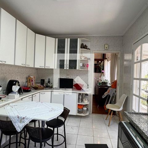 Casa de condomínio à venda com 360m², 4 quartos e 4 vagasCozinha