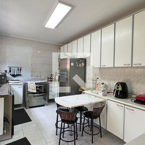 Casa de condomínio à venda com 360m², 4 quartos e 4 vagasCozinha
