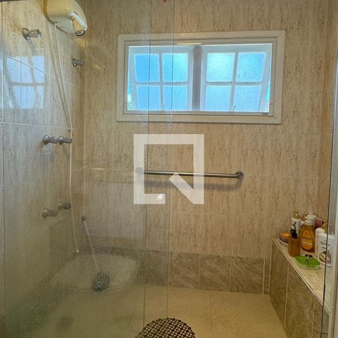 Casa de condomínio à venda com 360m², 4 quartos e 4 vagasBanheiro da Suíte 1