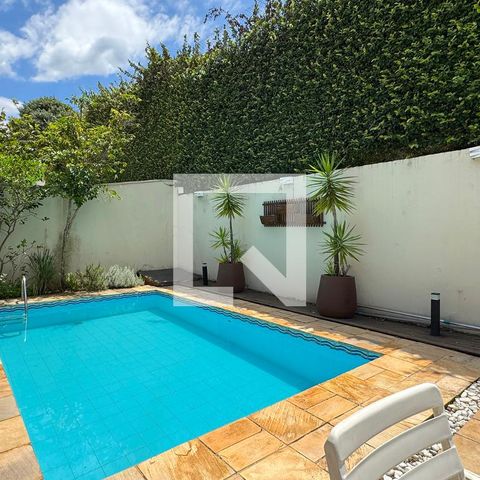 Casa de condomínio à venda com 360m², 4 quartos e 4 vagasPiscina