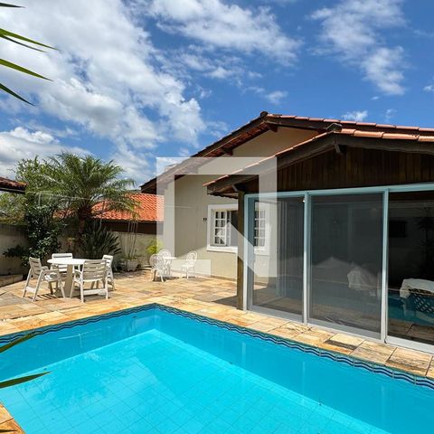 Casa de condomínio à venda com 360m², 4 quartos e 4 vagasPiscina