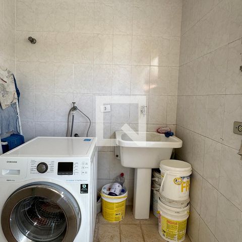 Casa de condomínio à venda com 360m², 4 quartos e 4 vagasÁrea de Serviço