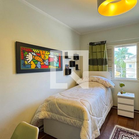 Casa de condomínio à venda com 360m², 4 quartos e 4 vagasSuíte 2
