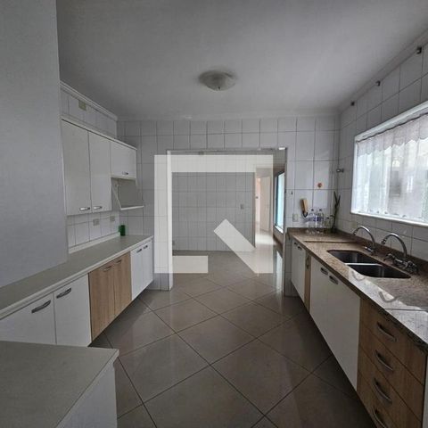 Casa à venda com 150m², 3 quartos e 2 vagas Casa à venda com 150m², 3 quartos e 2 vagasFoto 32