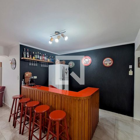 Casa à venda com 226m², 4 quartos e 4 vagas Casa à venda com 226m², 4 quartos e 4 vagasSalão