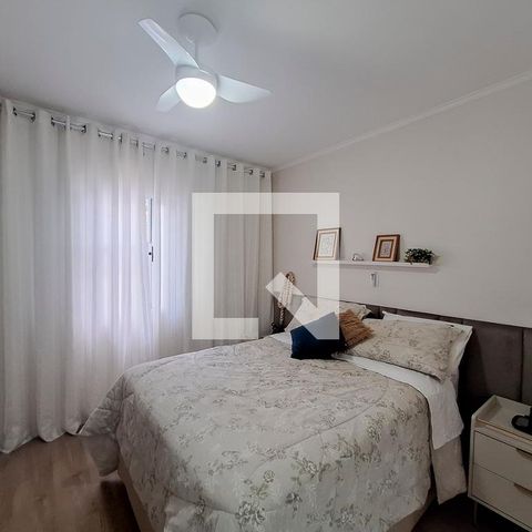 Casa à venda com 226m², 4 quartos e 4 vagas Casa à venda com 226m², 4 quartos e 4 vagasQuarto 1