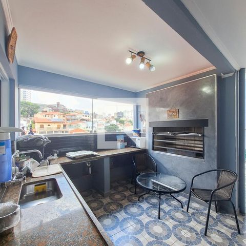 Casa à venda com 226m², 4 quartos e 4 vagas Casa à venda com 226m², 4 quartos e 4 vagasChurrasqueira