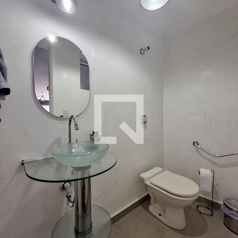 Casa à venda com 226m², 4 quartos e 4 vagas Casa à venda com 226m², 4 quartos e 4 vagasBanheiro salão