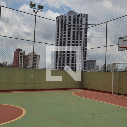 Apartamento à venda com 40m², 1 quarto e 1 vagaQuadra