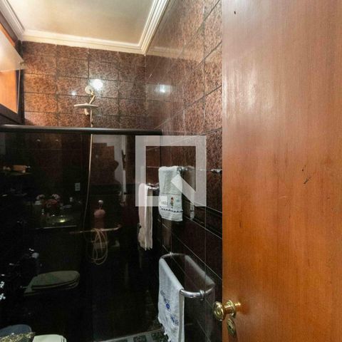 Casa de condomínio para alugar com 800m², 5 quartos e 6 vagasBanheiro Suite 1