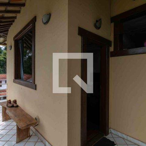 Casa de condomínio para alugar com 800m², 5 quartos e 6 vagasVaranda Suite 4