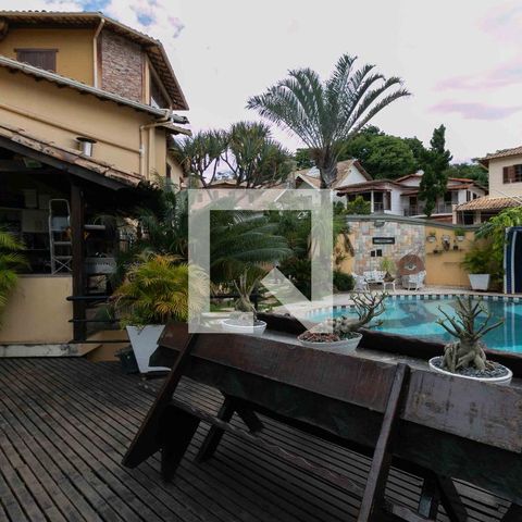 Casa de condomínio para alugar com 800m², 5 quartos e 6 vagasPiscina