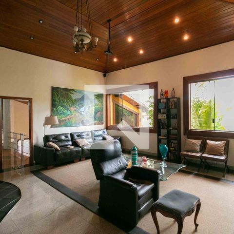 Casa de condomínio para alugar com 800m², 5 quartos e 6 vagasSala de TV 2