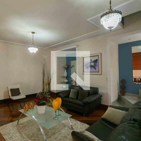 Casa de condomínio para alugar com 800m², 5 quartos e 6 vagasSala 3