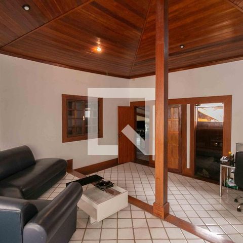 Casa de condomínio para alugar com 800m², 5 quartos e 6 vagasSala 4