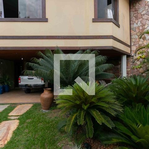 Casa de condomínio para alugar com 800m², 5 quartos e 6 vagasÁrea Externa