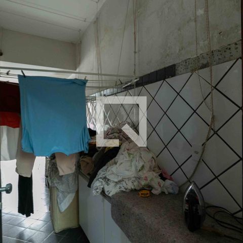 Casa de condomínio para alugar com 800m², 5 quartos e 6 vagasÁrea de Serviço