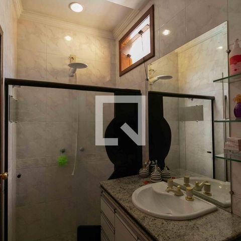 Casa de condomínio para alugar com 800m², 5 quartos e 6 vagasBanheiro Suite 3