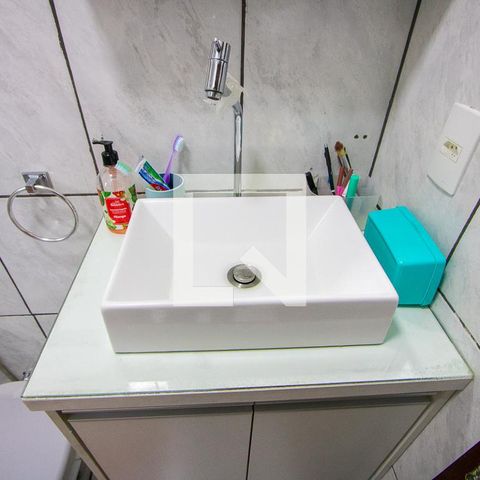Apartamento à venda com 80m², 3 quartos e 2 vagas Apartamento à venda com 80m², 3 quartos e 2 vagasBanheiro do quarto 1
