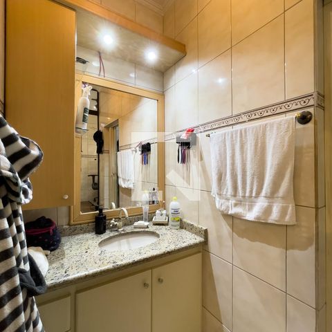 Casa à venda com 285m², 3 quartos e 3 vagas Casa à venda com 285m², 3 quartos e 3 vagasBanheiro Suíte 1