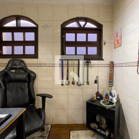 Casa à venda com 285m², 3 quartos e 3 vagas Casa à venda com 285m², 3 quartos e 3 vagasSuíte 1