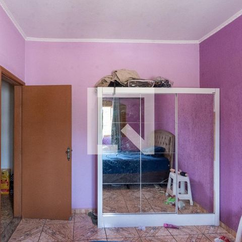 Casa à venda com 250m², 3 quartos e 3 vagas Casa à venda com 250m², 3 quartos e 3 vagasQuarto 1