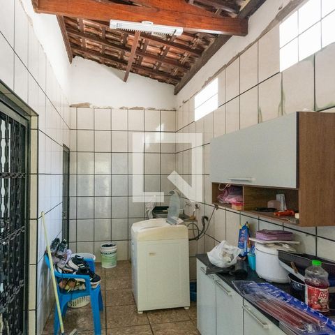 Casa à venda com 250m², 3 quartos e 3 vagas Casa à venda com 250m², 3 quartos e 3 vagasÁrea de Serviço