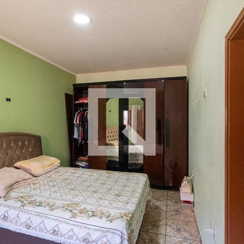 Casa à venda com 250m², 3 quartos e 3 vagas Casa à venda com 250m², 3 quartos e 3 vagasSuíte