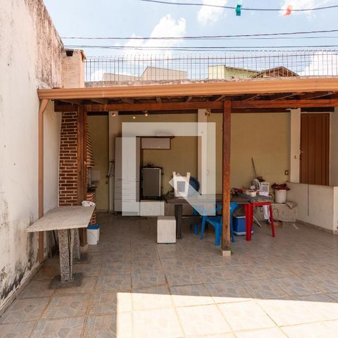 Casa à venda com 250m², 3 quartos e 3 vagas Casa à venda com 250m², 3 quartos e 3 vagasEspaço Gourmet