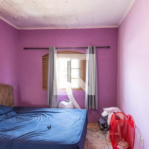 Casa à venda com 250m², 3 quartos e 3 vagas Casa à venda com 250m², 3 quartos e 3 vagasQuarto 1
