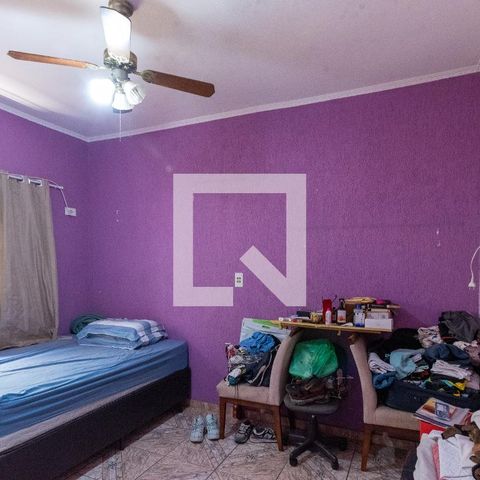 Casa à venda com 250m², 3 quartos e 3 vagas Casa à venda com 250m², 3 quartos e 3 vagasSuíte 2