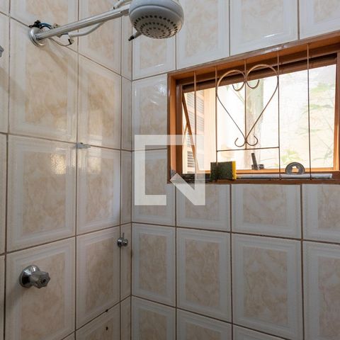 Casa à venda com 250m², 3 quartos e 3 vagas Casa à venda com 250m², 3 quartos e 3 vagasBanheiro da Suíte 2