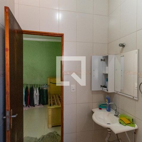 Casa à venda com 250m², 3 quartos e 3 vagas Casa à venda com 250m², 3 quartos e 3 vagasEdícula